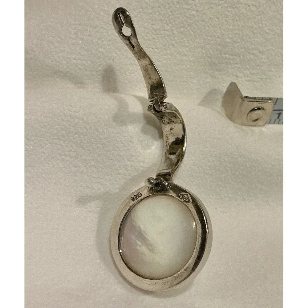 Sterling Silver Round Mother of Pearl Pendant 925 Fashion Jewelry